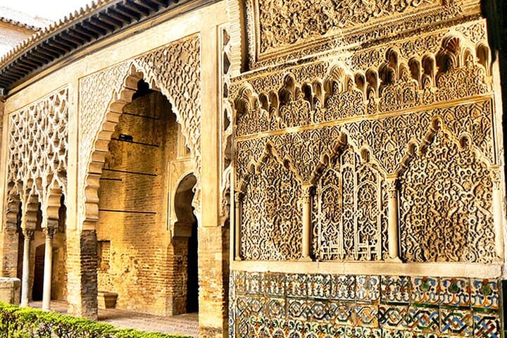 Full Alcázar History Seville guided Tour