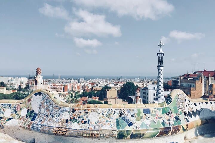 Two Hours Quick Barcelona Private Tour with Hotel Pick up