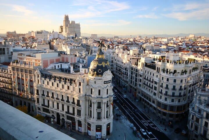 Private Tour of Madrid with chauffeur -3 hours