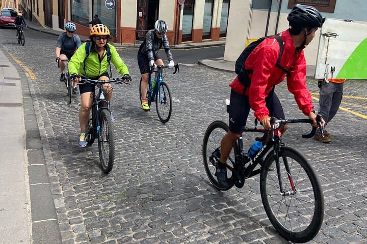 1/2 day guided roadbike tour