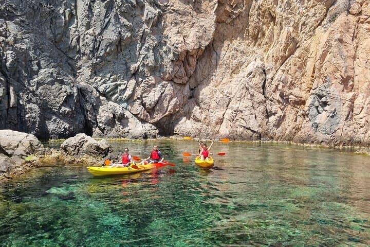 Tossa de Mar: Kayak & Snorkel Tour with Paella from Barcelona