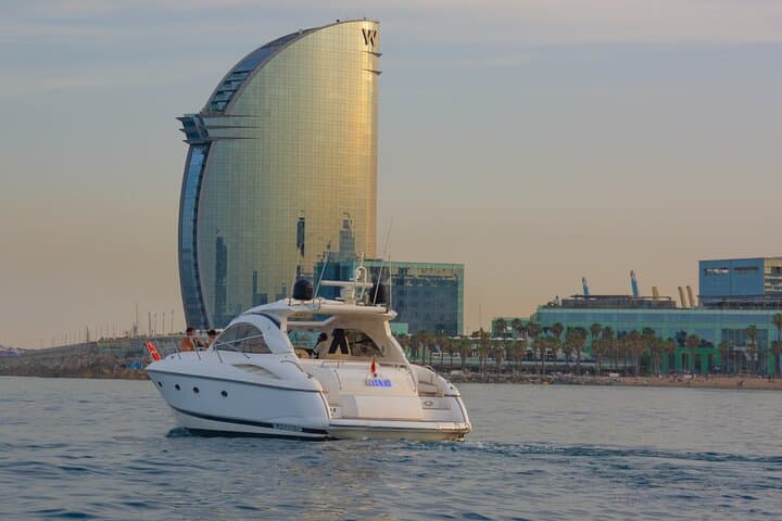 Premium Experience on a Sunkeeker Yacht in Barcelona