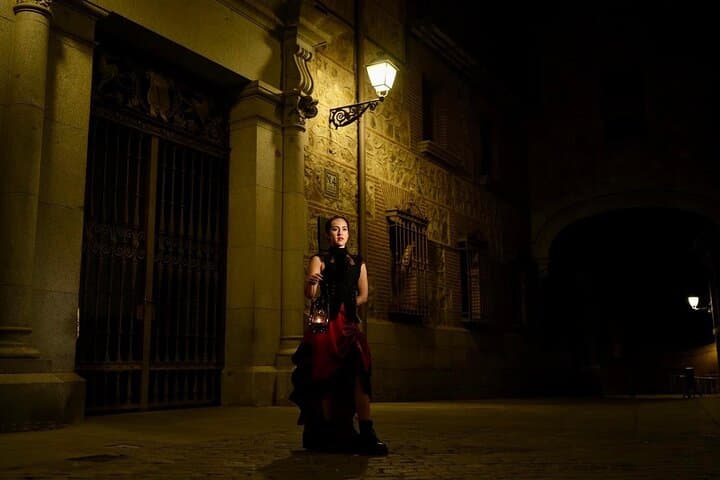 Madrid Night Walking Tour: Spanish Inquisition & Old City Legends
