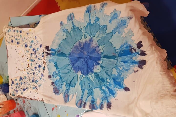 Paint your unique t-shirt