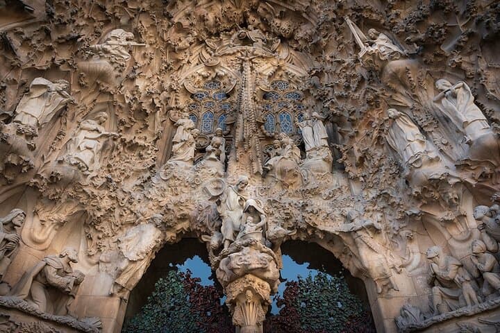 Sagrada Familia Private Tour with Priority Entrance