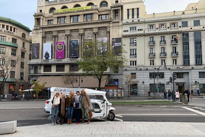 Private Panoramic Tuk Tuk Tour in Madrid