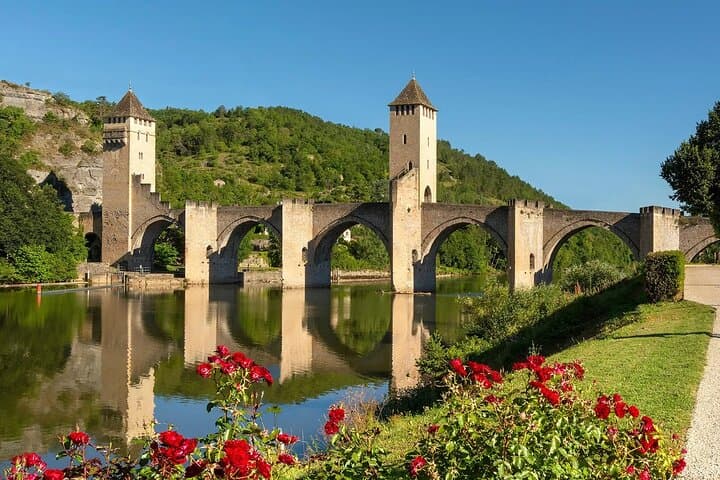 Live the magic of Camino de Santiago