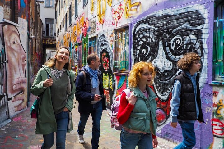 Play an urban Escape Game in Barcelona with family, friends or colleagues!