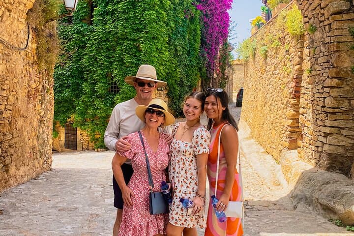 Girona and Costa Brava Small Group Tour from Barcelona