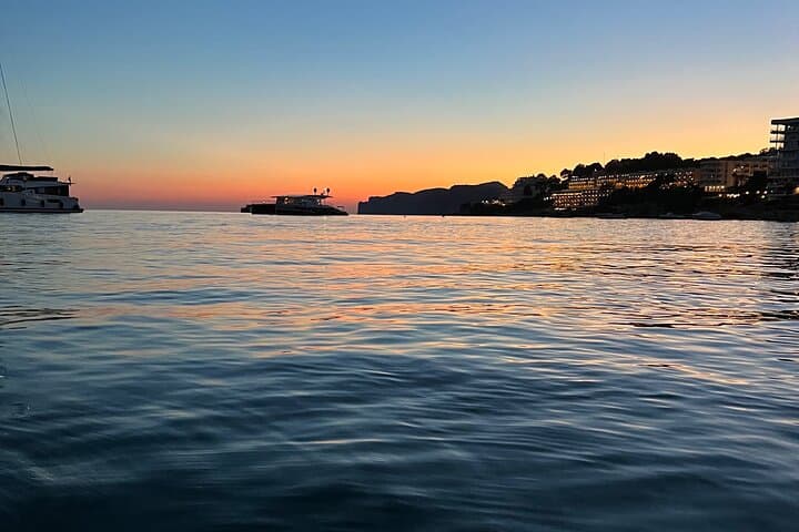 2 Hours Boat Rental in Santa Ponsa without License