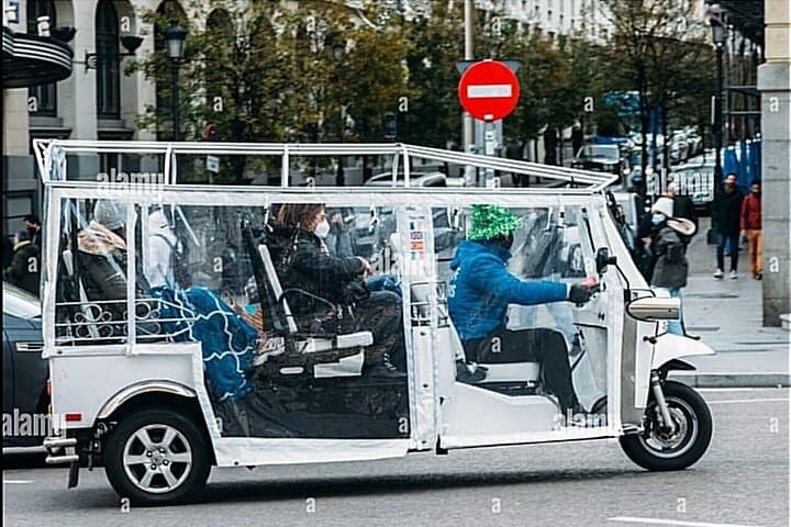 Private Panoramic Tuk Tuk Tour in Madrid