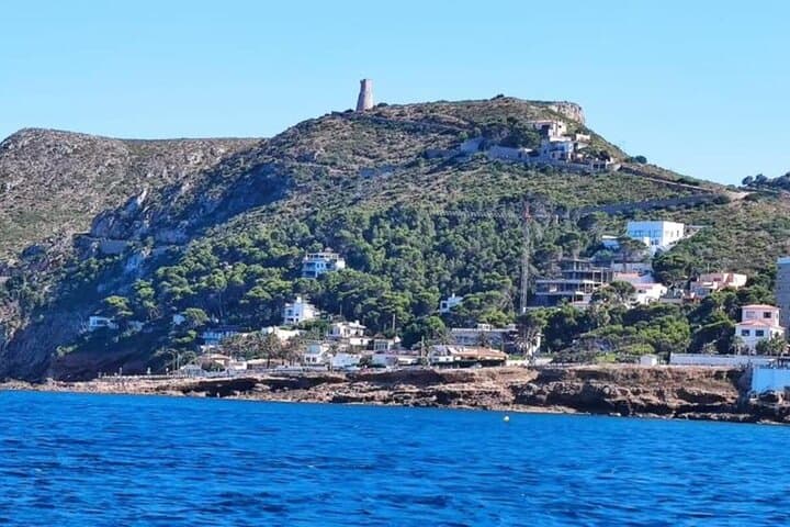 Catamaran ride with aperitif and white wine from Denia
