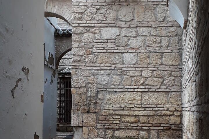 Guided Tour of the Jewish Quarter of Córdoba