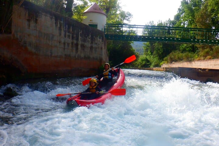Cano-Rafting