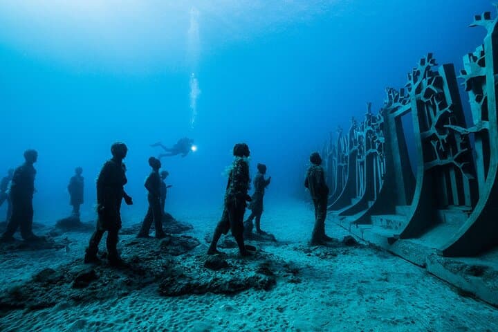 Freediving at Museum Atlantico