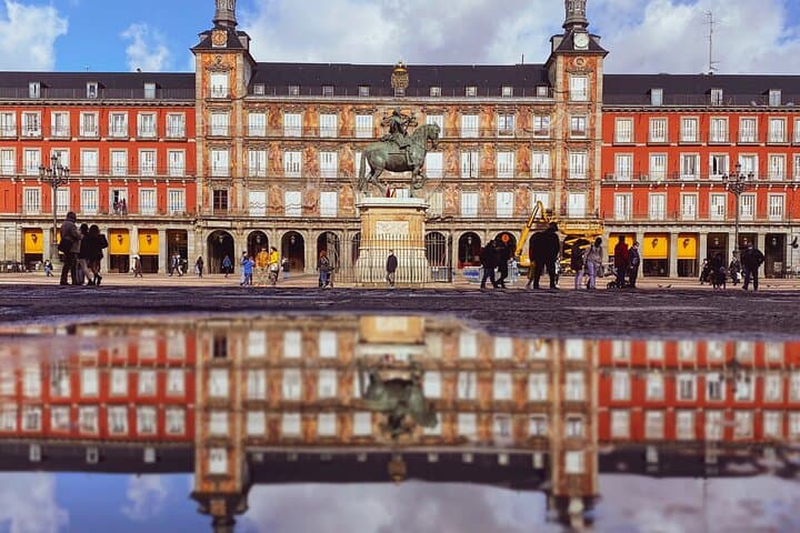 Mysteries and Legends Tour of Madrid