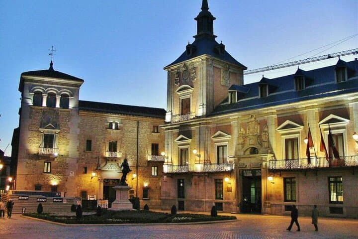 Mysteries and Legends Tour of Madrid