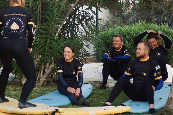 Surfing lessons in Las Americas