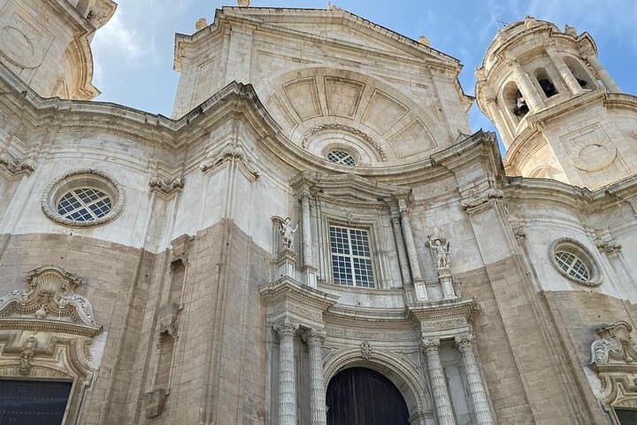 Cádiz Tapa (food) and walking Tour - Half-Day Private tour