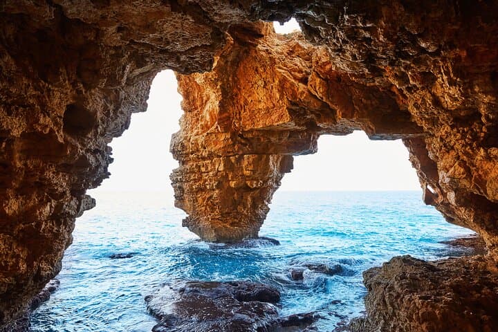 Les Arcs sea cave at Cala Moraig