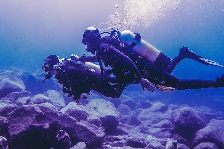 A PADI Instructor will be always close to you