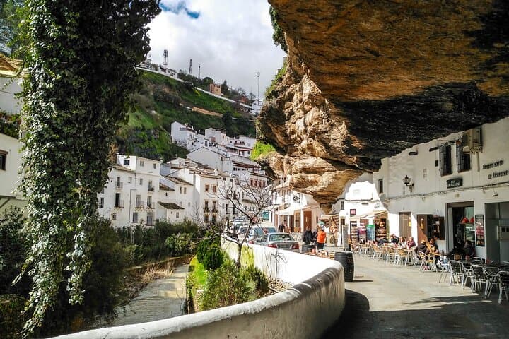Setenil de las Bodegas