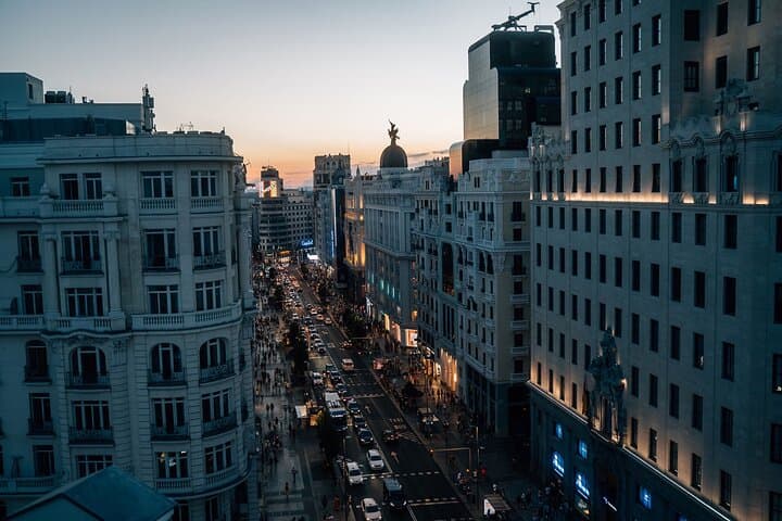 Madrid Tapas & Wine Tour with Rooftop Views and Local Guide