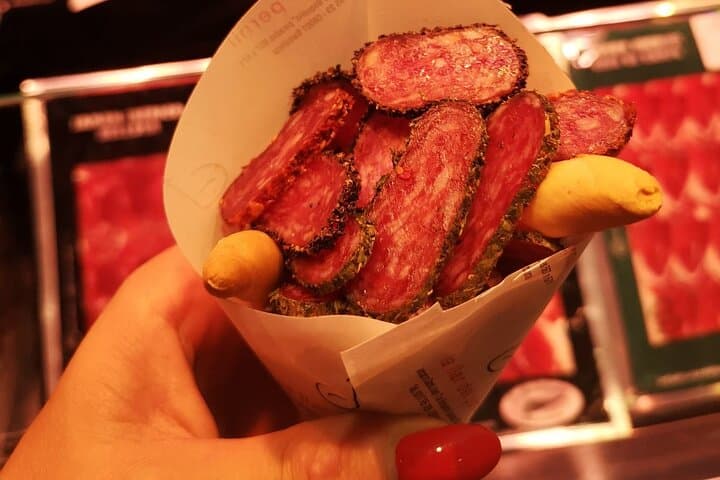 The most iconic food tour of the old town of Barcelona