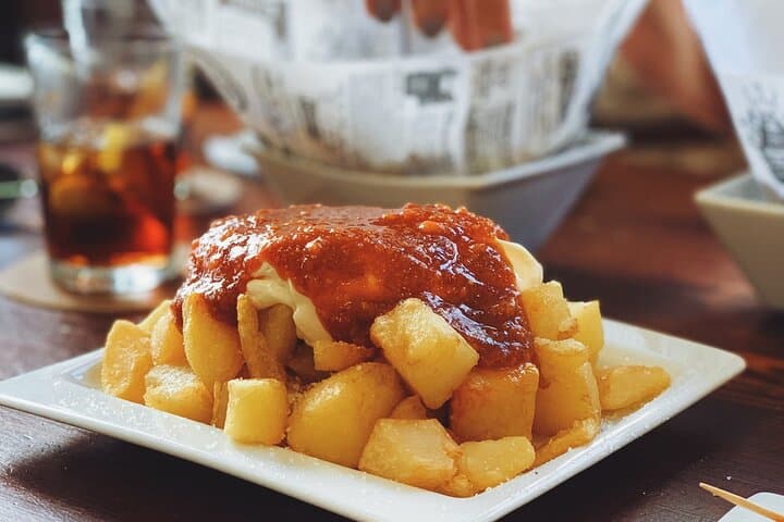 The most iconic food tour of the old town of Barcelona