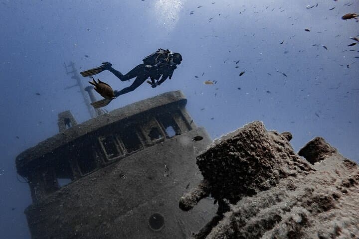 Tabaiba wreck