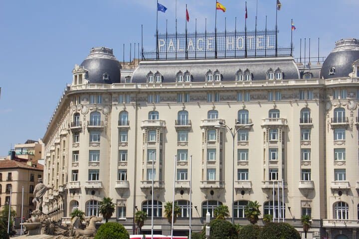 Tuk Tuk Tour Madrid 90 mins