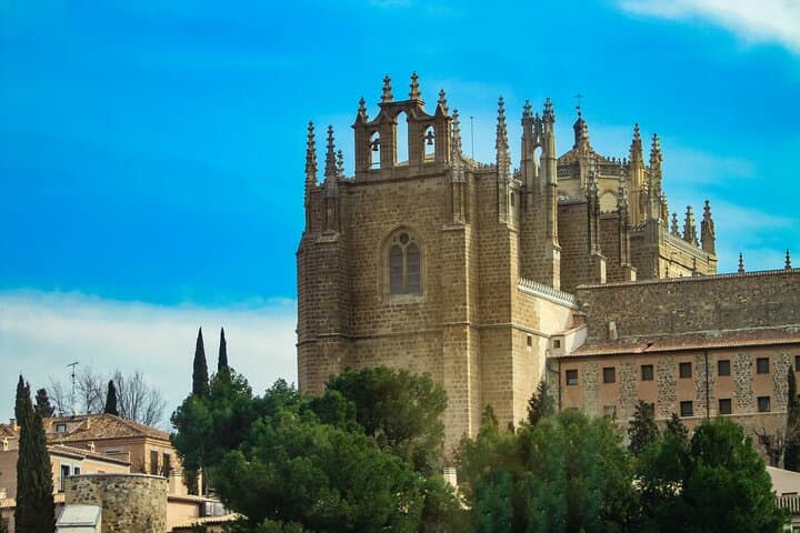 Toledo Scavenger Hunt & Highlights Self-Guided Walking Tour