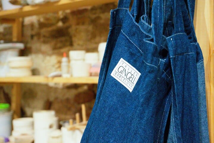 We open our artisan ceramics studio in downtown Barcelona for ceramic activities