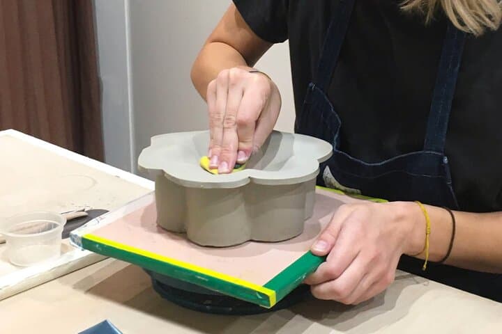 Our Intensive Handbuilding Course is a one week course involving 20 hours of dedicated teaching and studio work in a small group setting.