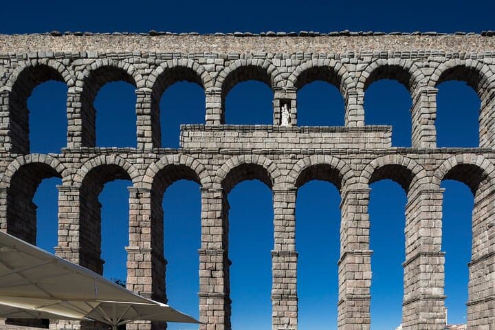 Half-Day Private Tour in Segovia with Attractions from Madrid