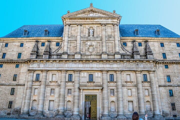 5 Hours Private Walking Tour in the Royal Monastery of El Escorial