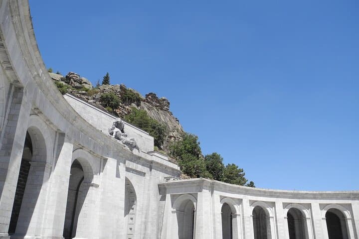 5 Hours Private Walking Tour in the Royal Monastery of El Escorial