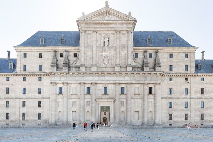 5 Hours Private Walking Tour in the Royal Monastery of El Escorial