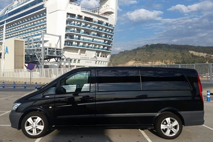 We do Barcelona aiport to Tarragona Port in Mercedes Benz Vito