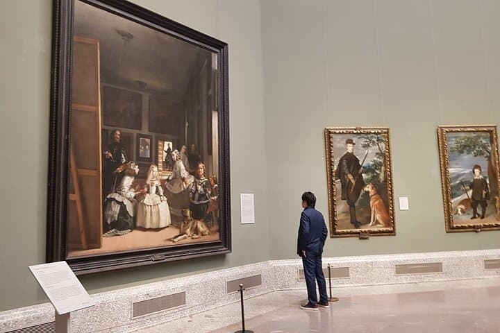 Guided tour of the Prado Museum without queues and 7 people per group