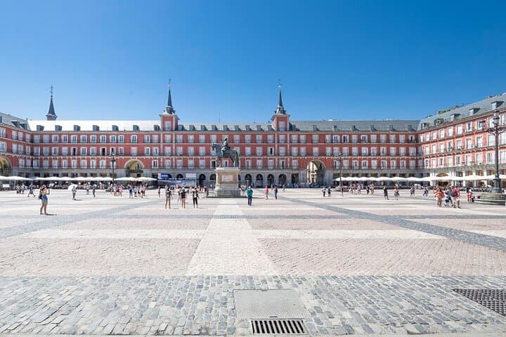 10-Day Tour Madrid and Basque Country.