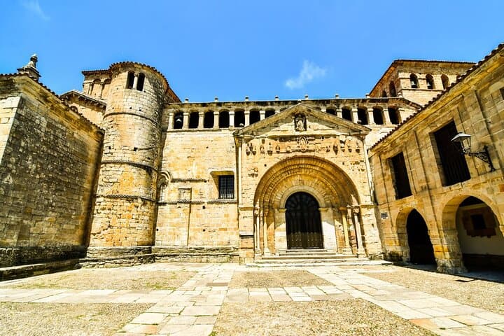 Historic Santillana del Mar Hidden Treasure Private Tour