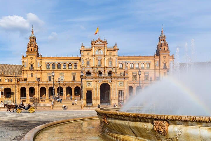 Private 8-hour tour to Seville from Cadiz with port pick up