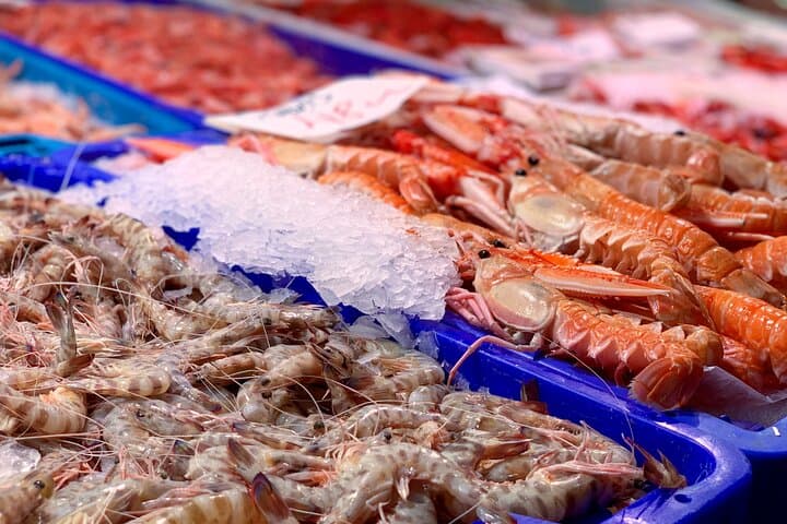 Alicante PRIVATE Food Tour With Locals: 10 Food & Drink Tastings Included