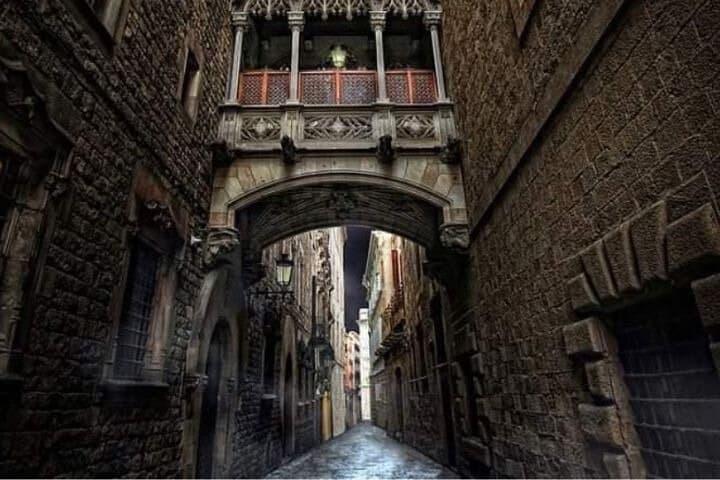 Private Tour of the Mysterious and Forbidden Barcelona