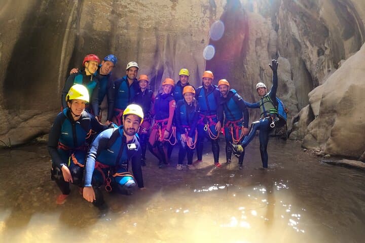 Private canyoning adventure in the Buitreras Canyon