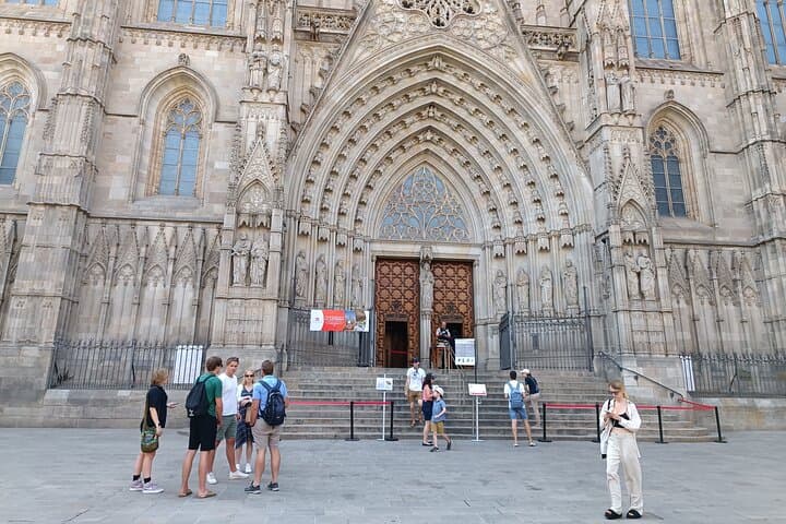 Cathedral of Barcelona Entry Ticket - Gothic Quarter Audio Guide
