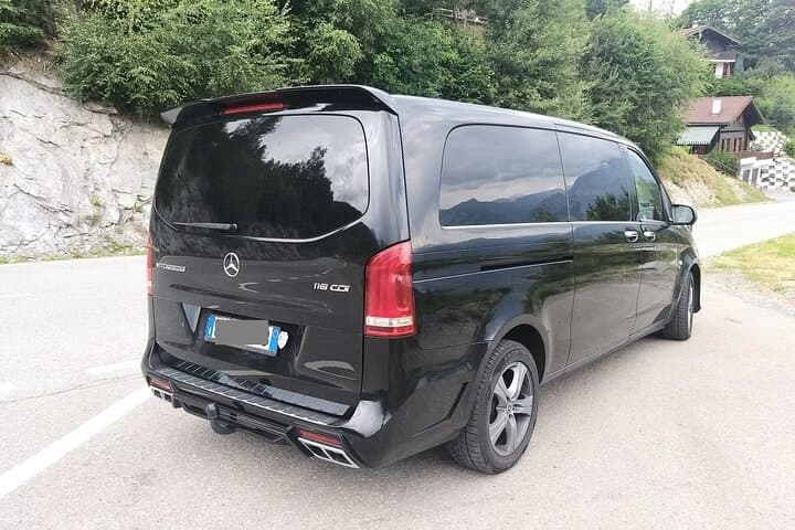 Barcelona Airport (BCN) to Barcelona - Arrival Private Transfer