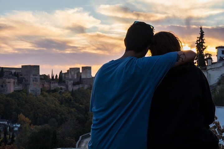 Private tour: 4 cultures, Granada in depth