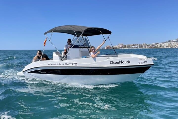Boat Rental in Benalmádena with License